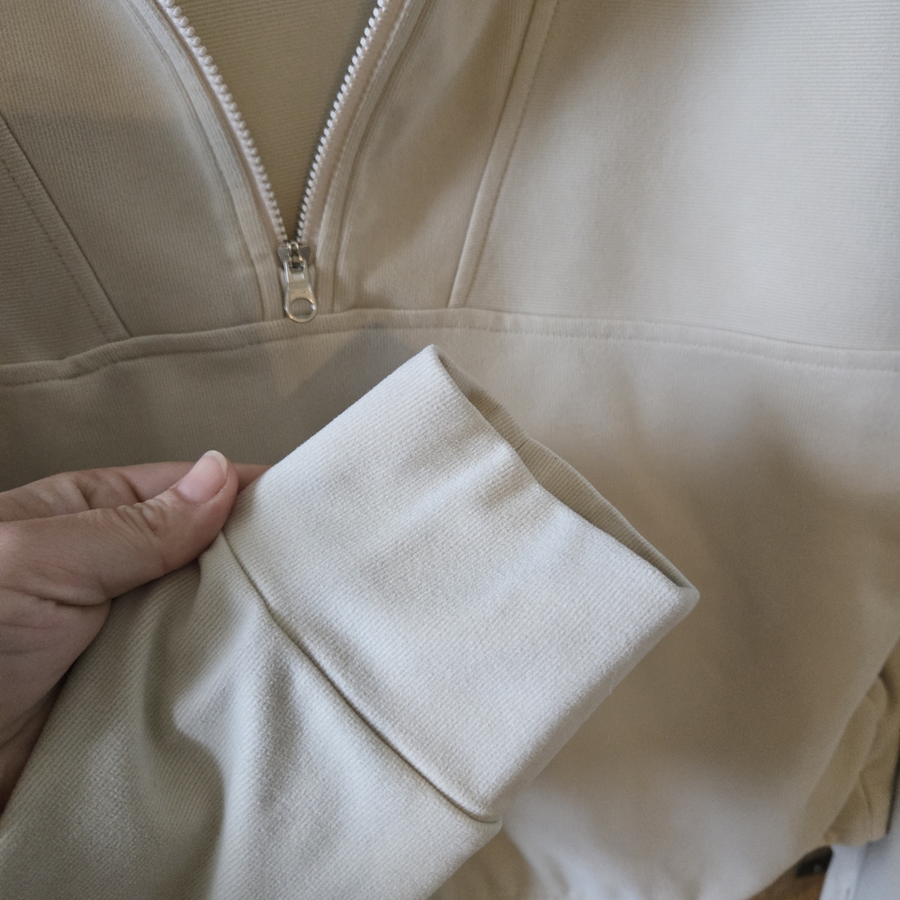 Varley Off-White Quarter-Zip Top - Picture 7 of 11